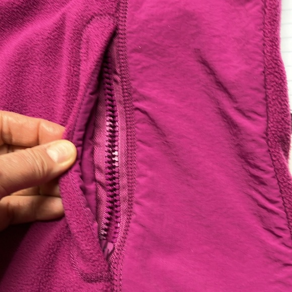 Aeropostale Women’s Fleece Jacket, Size L, Pinkish-Purple - Picture 4 of 4